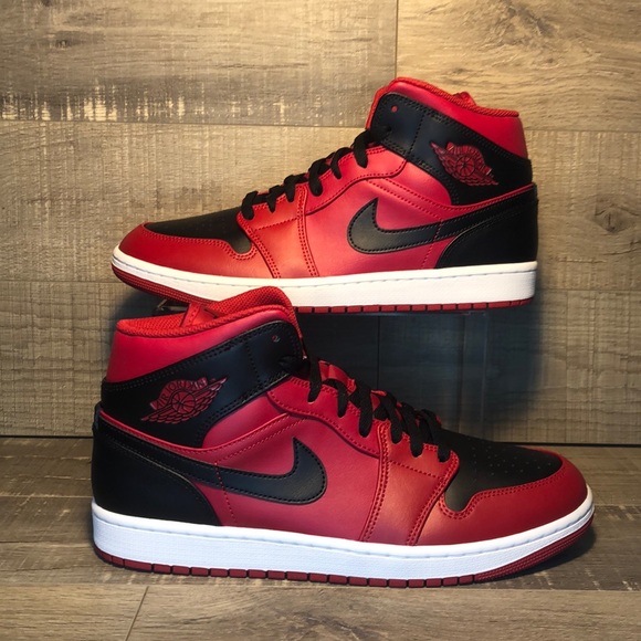 Nike Other - Nike - Air Jordan 1 MID